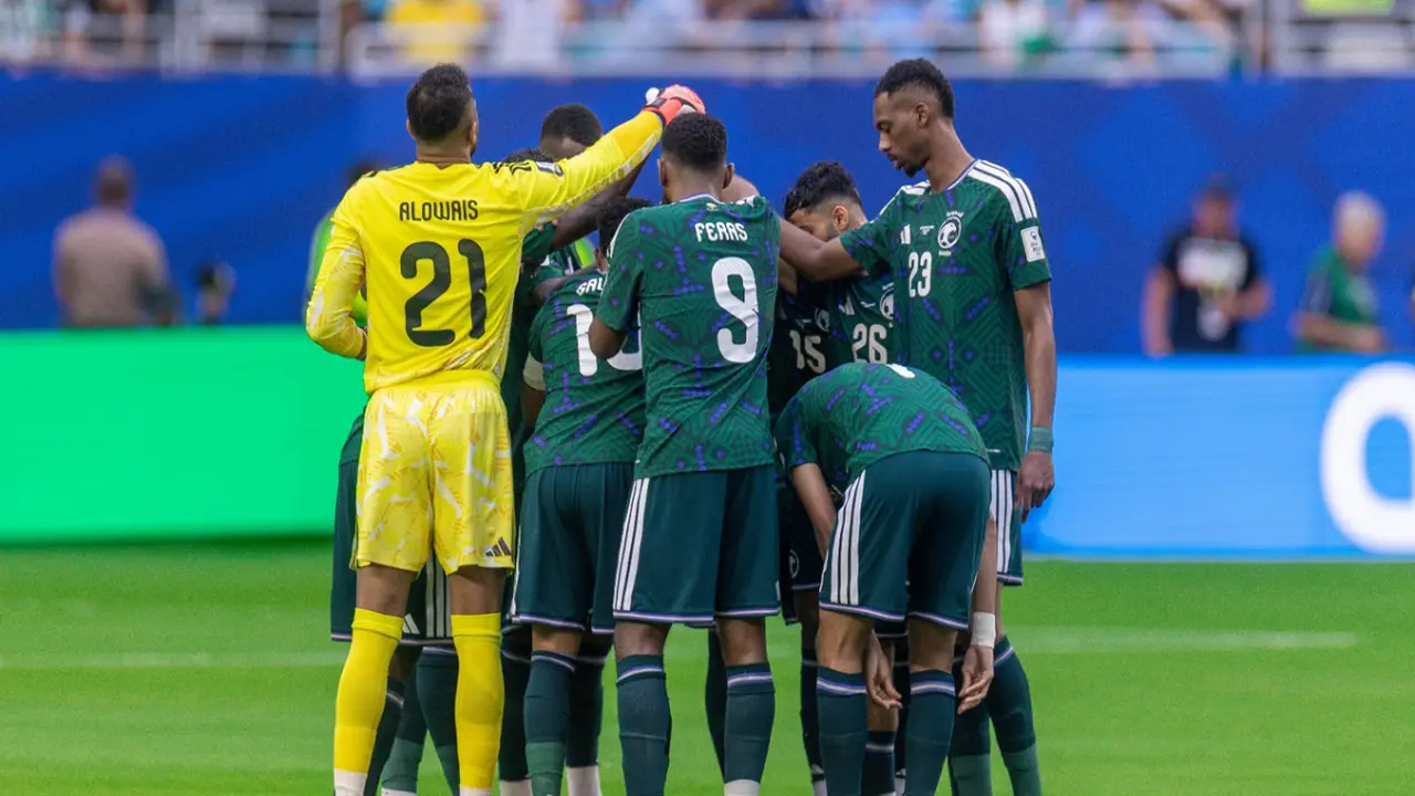 مباراة السعودية أمام الرأس الأخضر في كأس العالم: تفاصيل وقنوات النقل